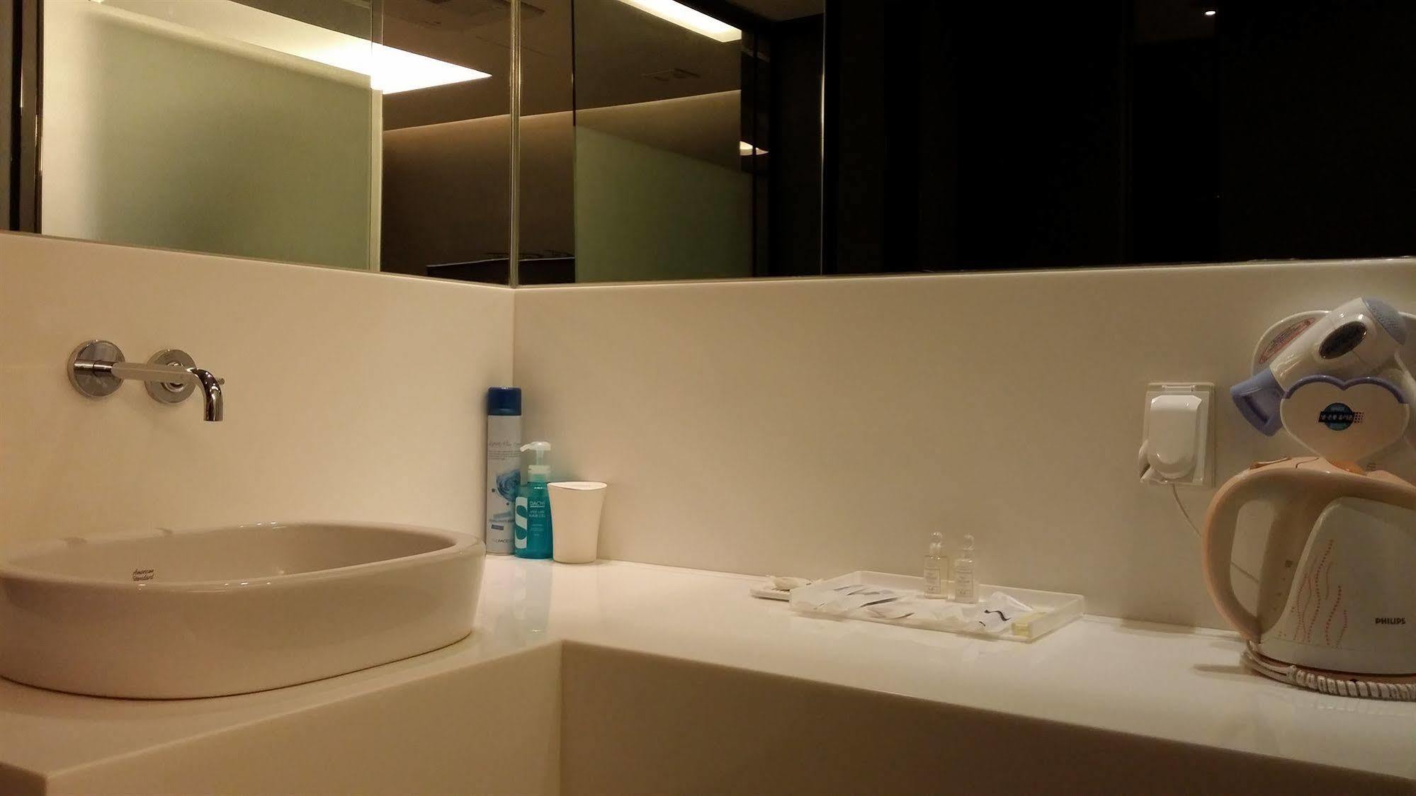 Hotel Oscar Suite جونسان المظهر الخارجي الصورة